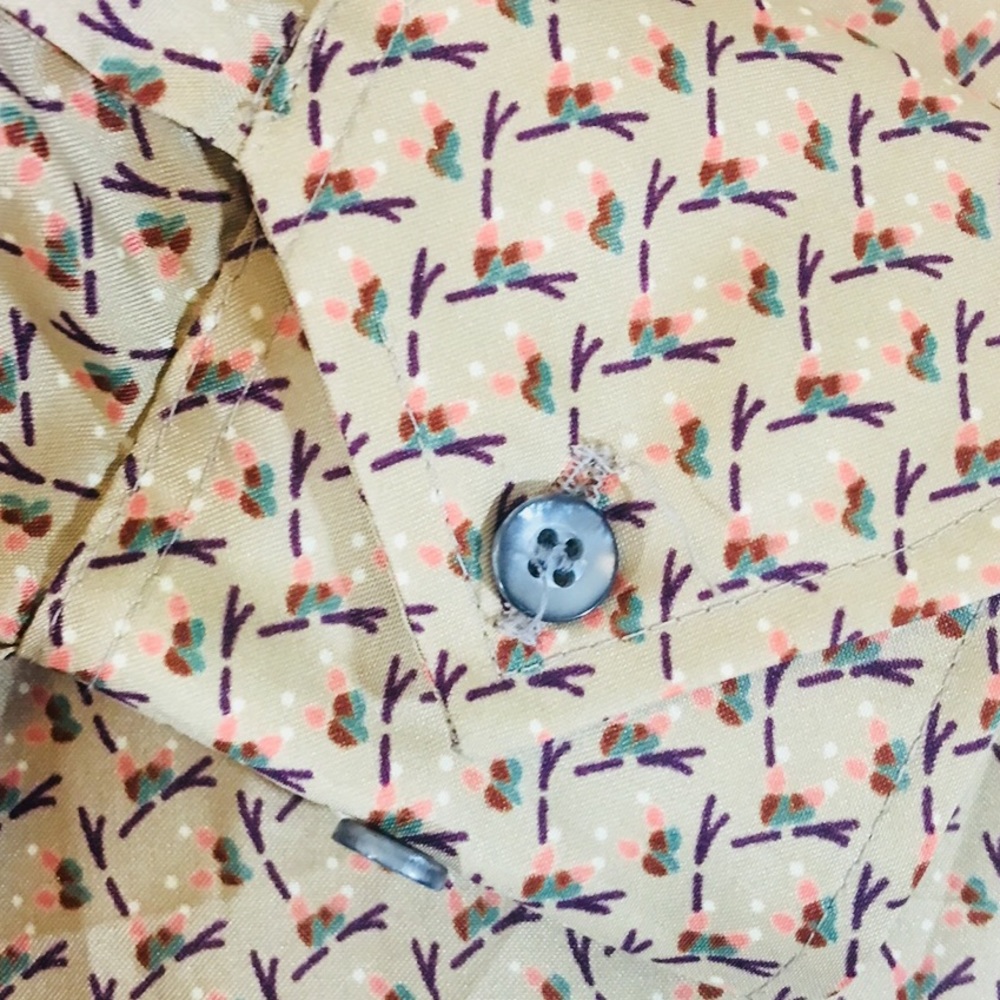 Retro Button Down - Picture 5 of 7
